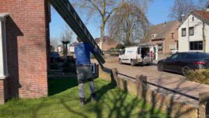 Schoorsteen onderhoud Nieuw-Vennep ladder bus